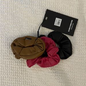 Apparis leather scrunchies